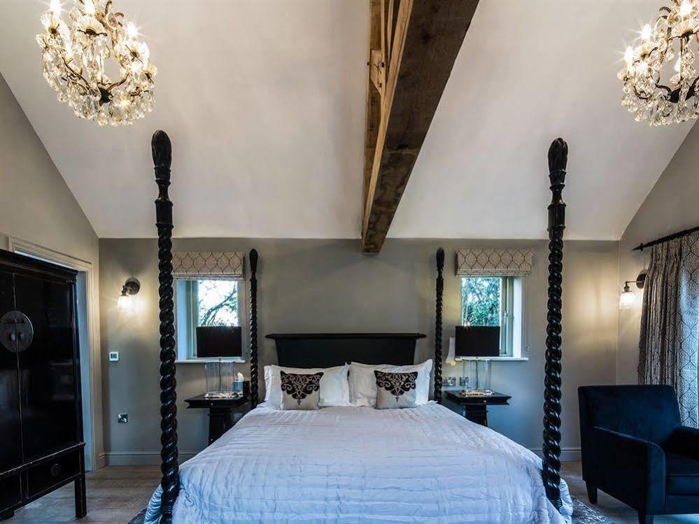 Eagle Mill Hotel Huntingdon Buitenkant foto