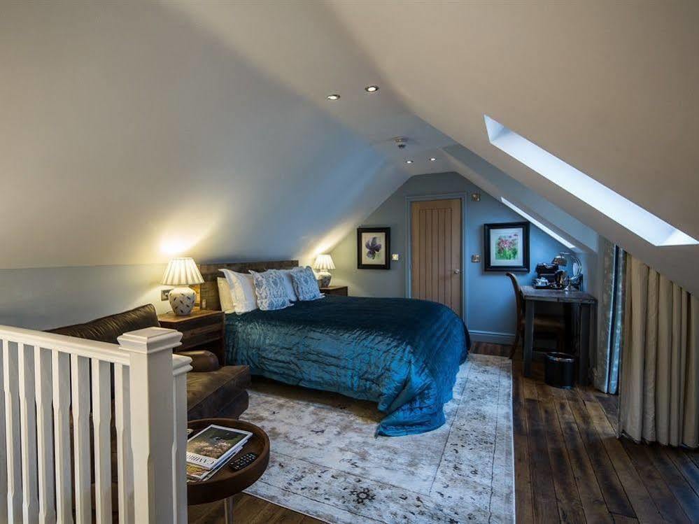 Eagle Mill Hotel Huntingdon Buitenkant foto